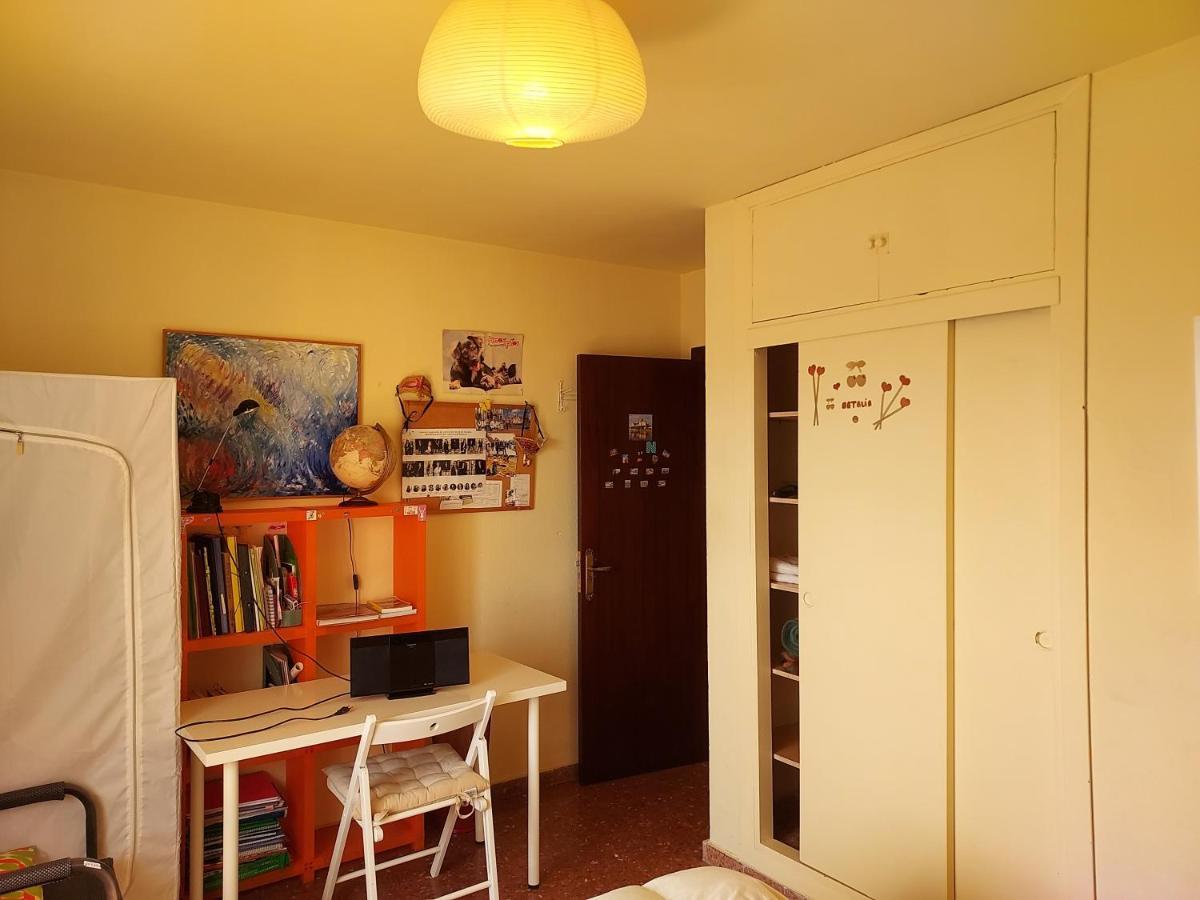 Pedregalejo Homestay *